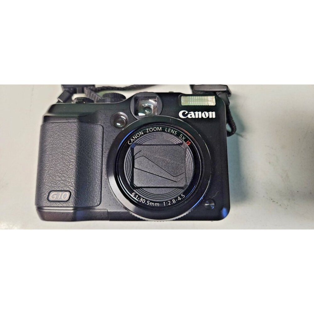 Cannon Powershot G10 Digital Camera,Battery, Charger, Cables. Tripod Mount, Case